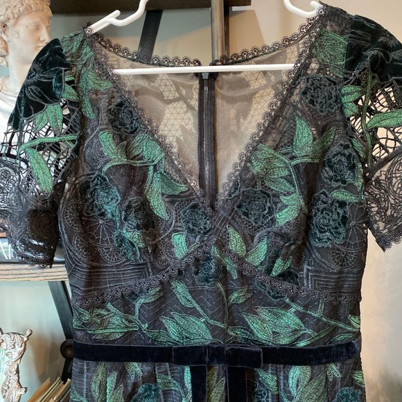 (Sold) Marchesa Notte Velvet Guipure Cocktail Dres - Picture 9 of 12